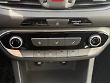 Hyundai i30 (2021) 1.0 T-GDI 88 kW Family - náhled 14