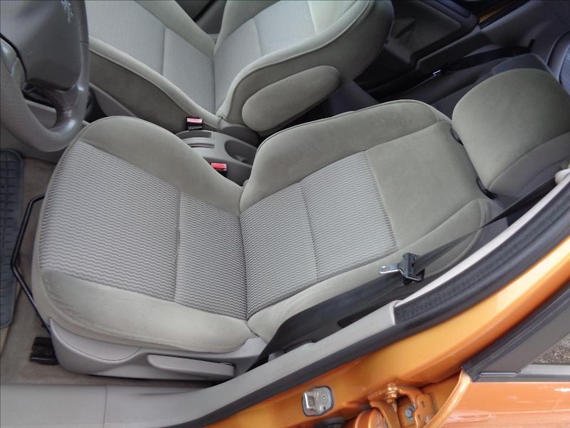 Peugeot 207 1,4 - fotka 13 z 18