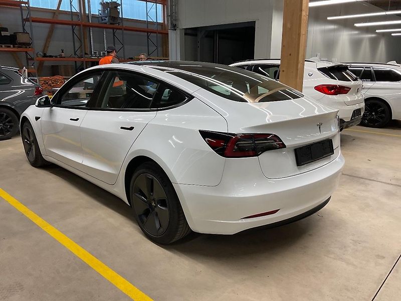 Tesla Model 3 LONG RANGE DUAL MOTOR SOH 94% - fotka 4 z 10