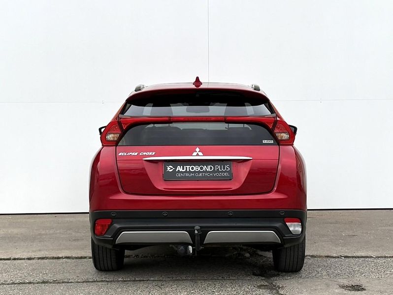 Mitsubishi Eclipse Cross 1.5 TURBO 4WD CVT INSTYLE+ - fotka 9 z 25
