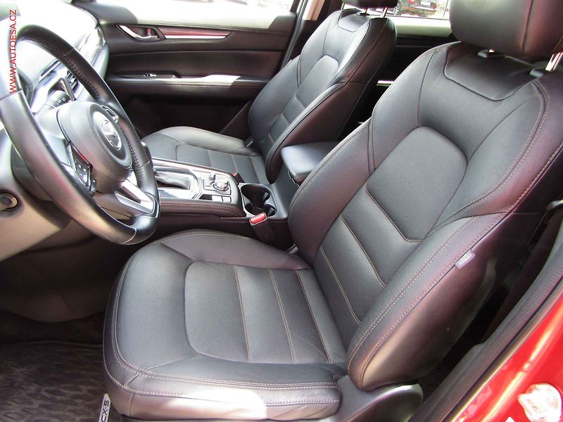 Mazda CX-5 (2017) 2.2D 4x4, ČR, AT, navi - fotka 9 z 22