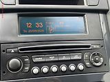 Peugeot 5008 (2011) 1.6 HDi, AC, tempo, park - náhled 15