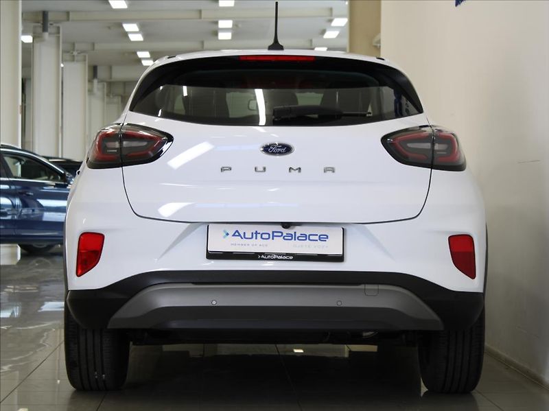 Ford Puma 1,0 EB 125k. AT Titanium 19tkm - fotka 4 z 23