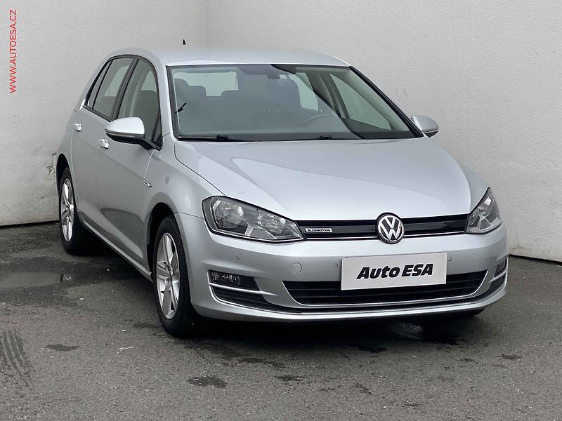 Volkswagen Golf (2017) 1.4 TGi, ČR, Highline - fotografie inzerátu