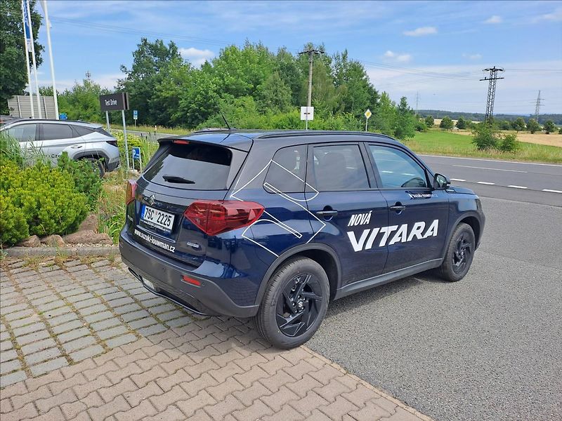 Suzuki Vitara (2026) 1,4 Elegance Pan. AllGrip AT - fotka 5 z 20