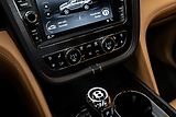 Bentley Bentayga - náhled 10