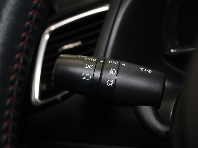 Mazda 3 2,0 G165 Revolution Výprodej! - fotka 21 z 25