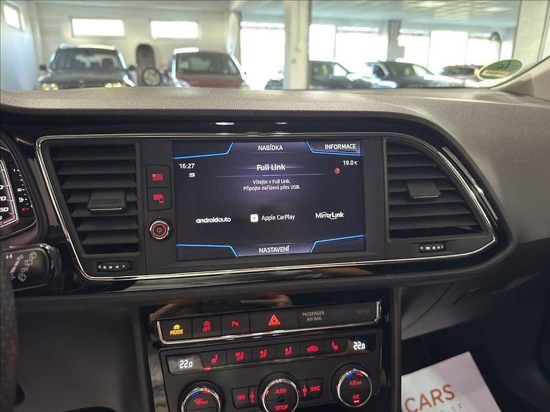 Seat Leon 2,0   TDI FR 110KW VIRTUAL ACC - fotka 17 z 42