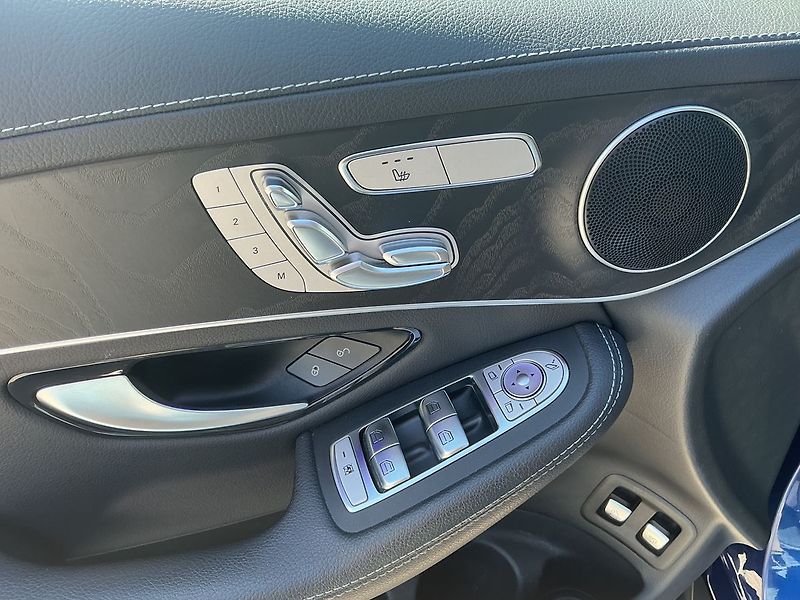 Mercedes-Benz GLC 220 d 4MATIC - fotka 20 z 28