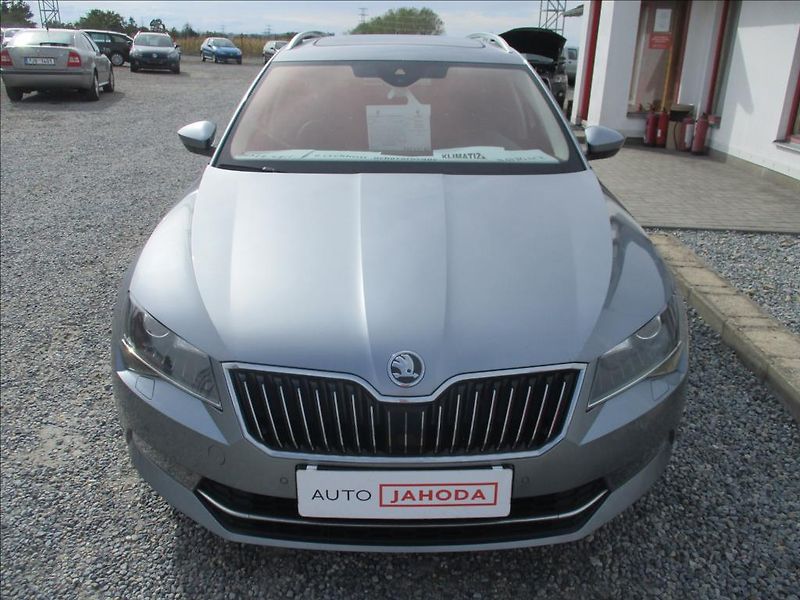 Škoda Superb 2,0 TDi,L&K,PANORAMA,DPH,CZ, - fotka 2 z 50