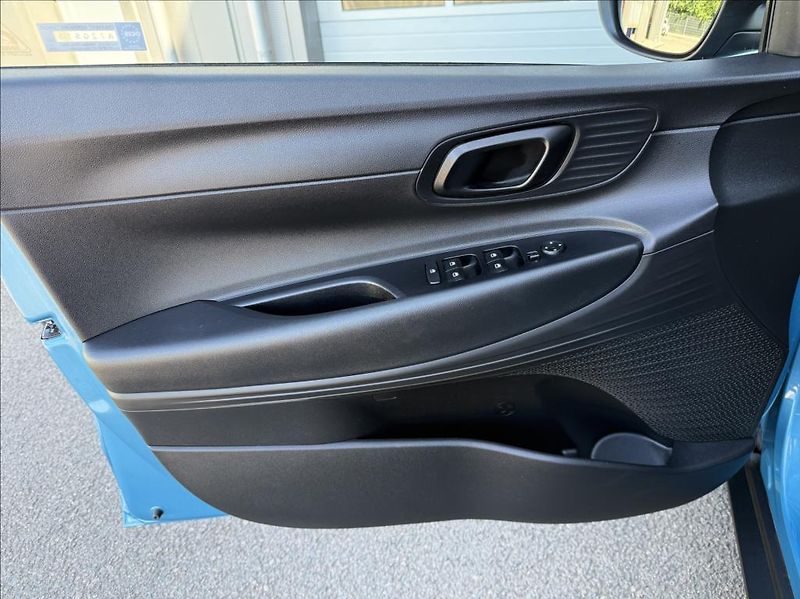 Hyundai Bayon 1,0 T-GDI  Smart Climate Tažné - fotka 9 z 26