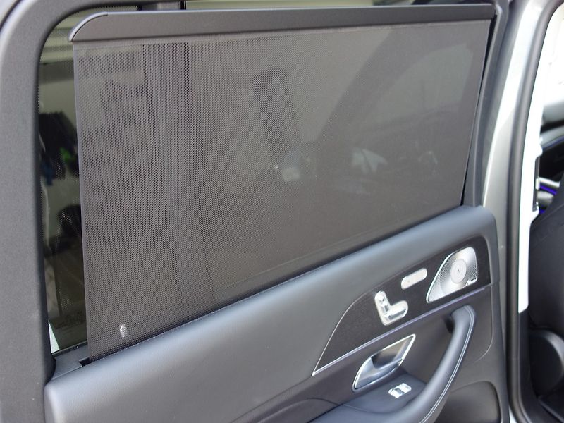 Mercedes-Benz GLS (2023) 400D*PRÉM-PLUS*AMG*PAN*HEAD*CZ - fotka 43 z 50