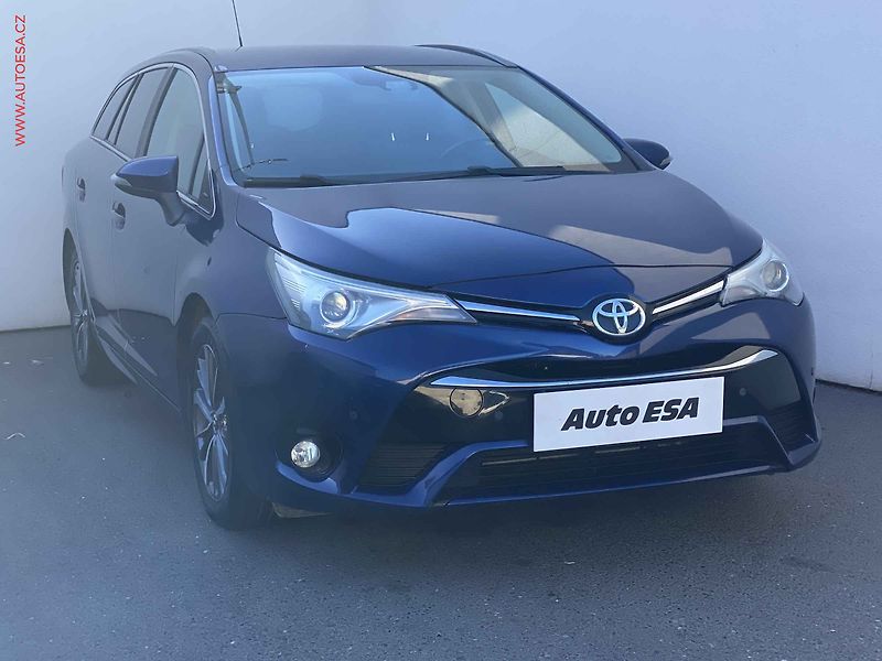 Toyota Avensis (2015) 2.0D-4D, 1.maj, Active, navi - fotografie inzerátu