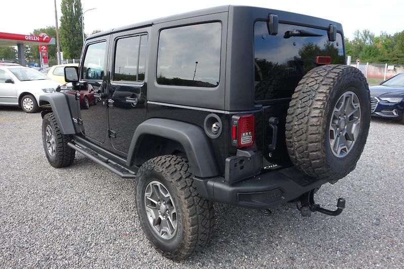 Jeep Wrangler Rubicon Unlimited 2.8CRD - fotka 7 z 26