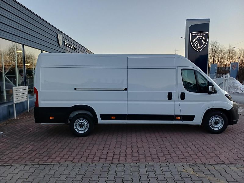 Peugeot Boxer (2026) Furgon 4350 L4H2 BlueHDi 140k  - fotka 6 z 23