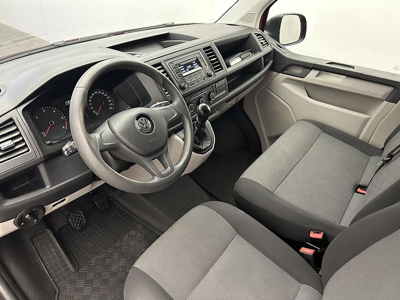 Volkswagen Transporter 2.0 TDI - fotka 6 z 21