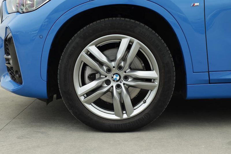 BMW X1 xDrive25e - fotka 5 z 9