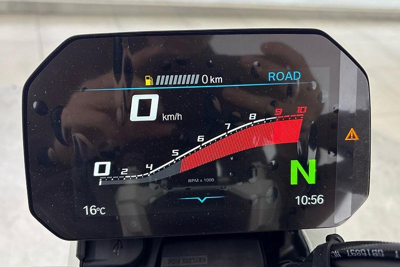 BMW R 1300 R - fotka 12 z 13
