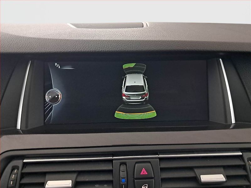 BMW Řada 5 (2014) 525d xDrive, 4X4, Automat - fotka 24 z 24