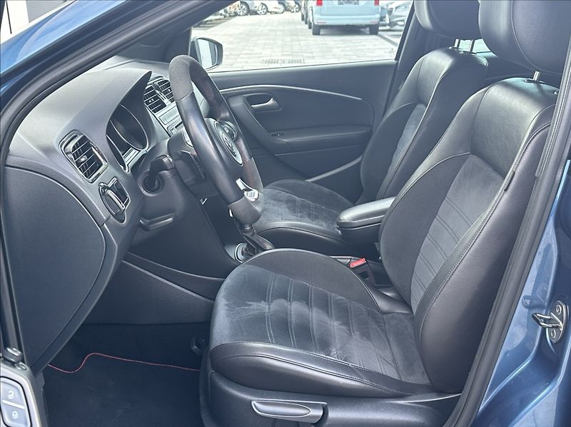 Volkswagen Polo 1,8 TSI 192PS  GTI DSG - fotka 12 z 51
