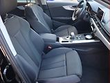 Audi A4 (2018) S-Line 2.0 TDI, Automat, Navi - náhled 9