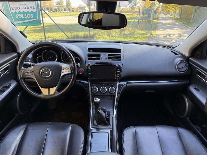 Mazda 6 2.5 Exclusive - fotka 26 z 33