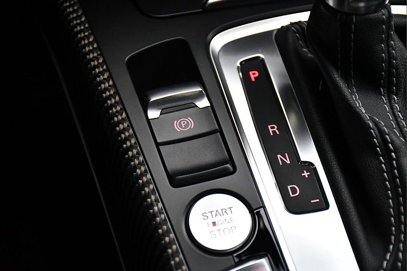 Audi RS 5 4.2 V8 B&O PO VELKÉM SERVISE  - fotka 25 z 45