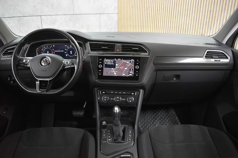 Volkswagen Tiguan 1.5 TSI DSG*VIRTUAL*KAMERA*ACC - fotka 7 z 44