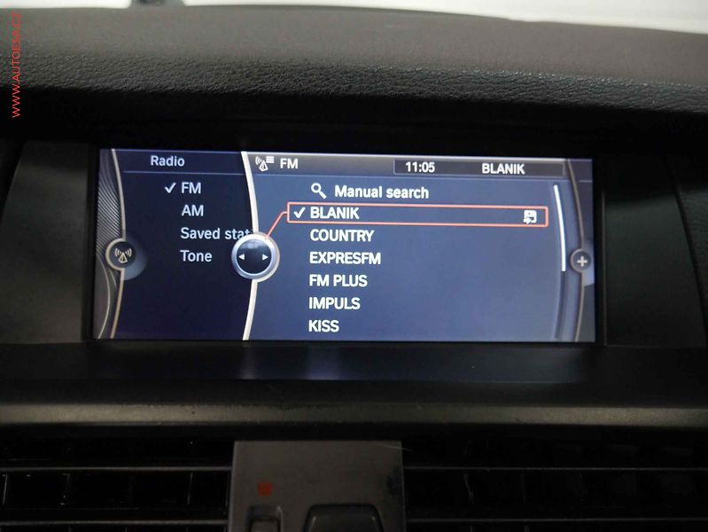 BMW X3 (2011) 2.0 D xDrive20d, 1.maj, AT - fotka 14 z 22