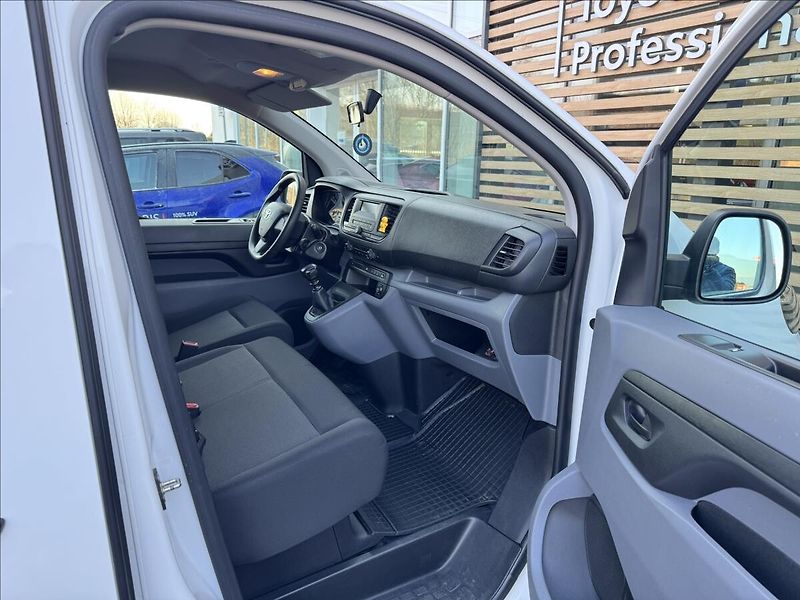 Toyota ProAce Verso 2,0 KOMBI L2 - fotka 8 z 17