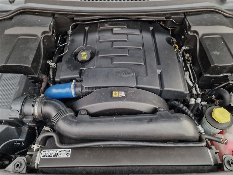 Land Rover Discovery 2.7 TDV6 140kW 4x4 - fotka 38 z 42