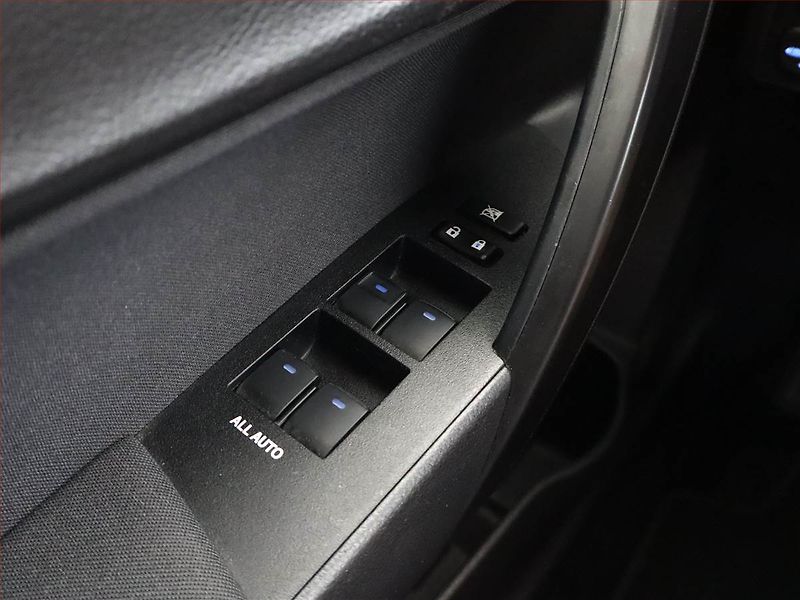 Toyota Corolla (2019) 1.6 Valvematic, ČR,1.maj - fotka 16 z 17