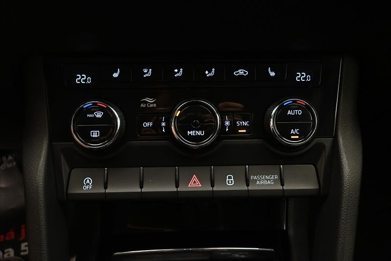 Škoda Karoq 2,0 TDI 85kW DSG Style Záruka - fotka 20 z 28