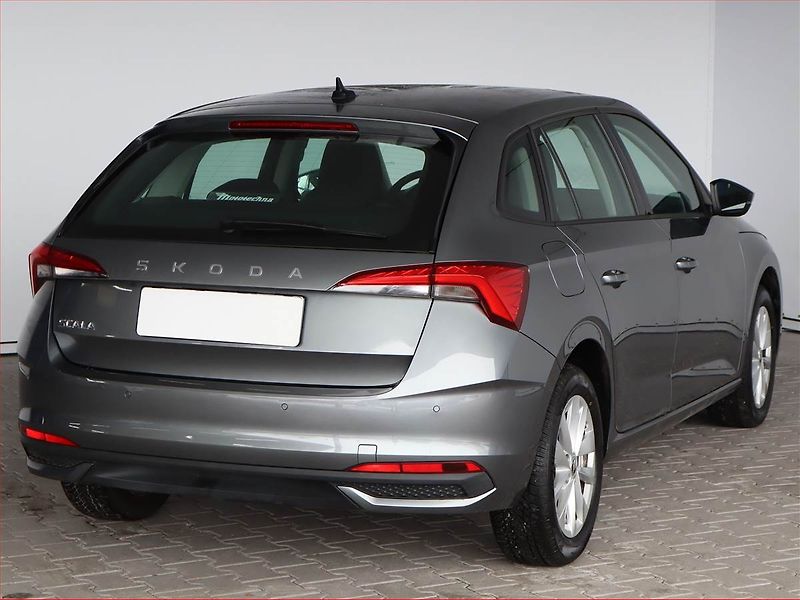 Škoda Scala (2024) Selection 1.0 TSI, Serv.kniha - fotka 5 z 21
