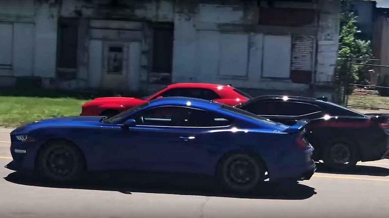 Natáčení třetí řady The Grand Tour v Detroitu.