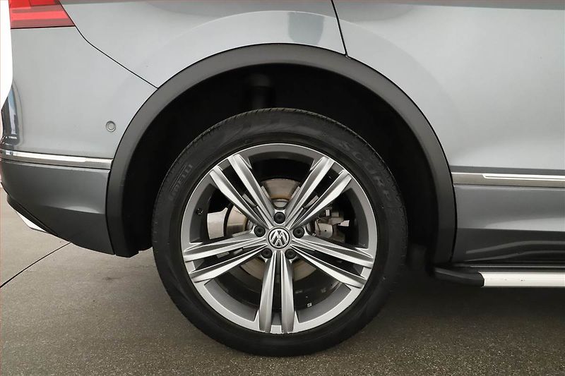 Volkswagen Tiguan Allspace (2020) R-Line 2.0 BiTDI - fotka 19 z 19