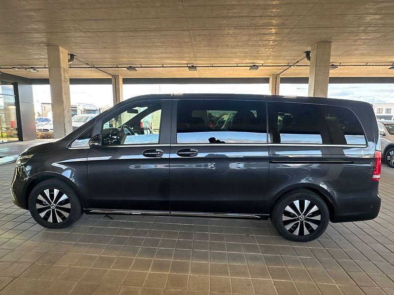 Mercedes-Benz EQV 300 L - fotka 8 z 20