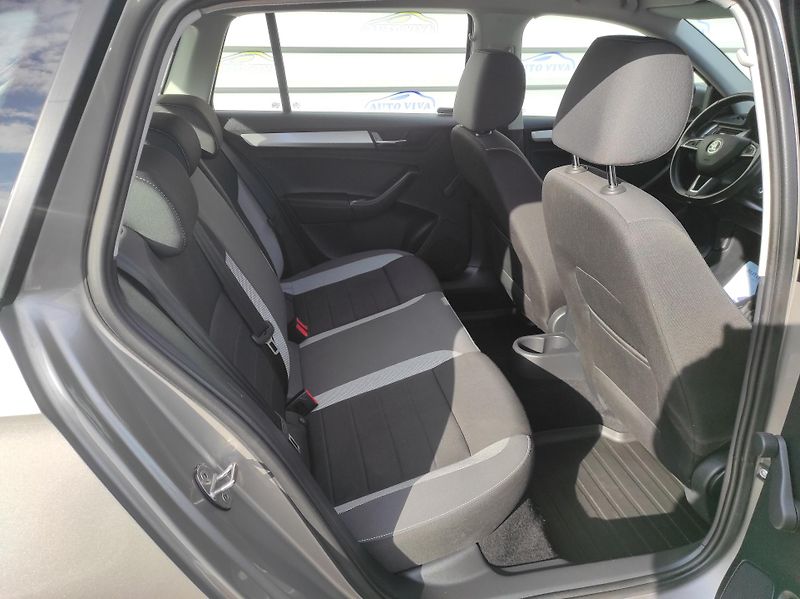 Škoda Rapid 1,0TSi Spaceback, ČR - fotka 11 z 37