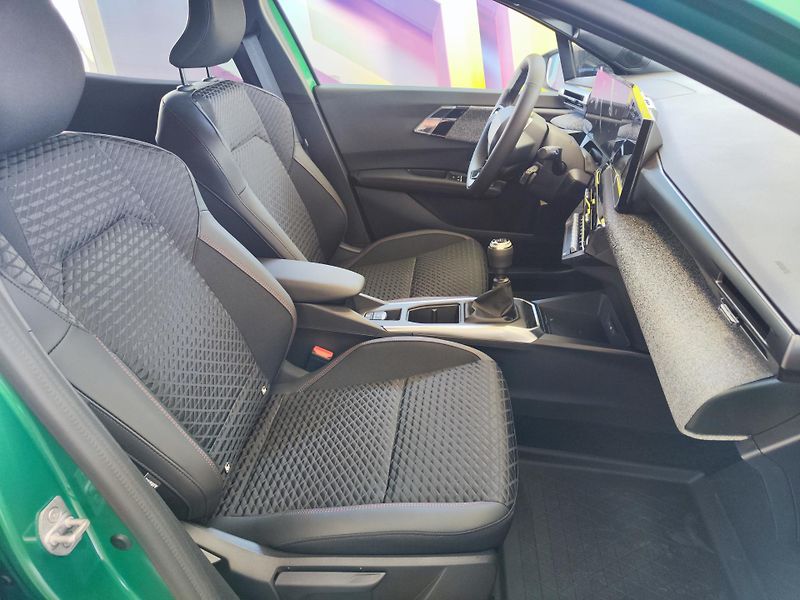 Renault Clio Techno 115 - fotka 18 z 20