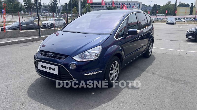 Ford S-MAX (2010) 2.0TDCi, navi, autoAC - fotka 1 z 3