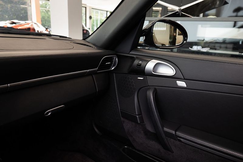 Porsche 911 (997.2) Carrera 4S PDK/Bose/Ch - fotka 13 z 18