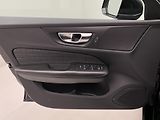 Volvo V60 T6 AWD RECHARGE CORE REZERVACE - náhled 7