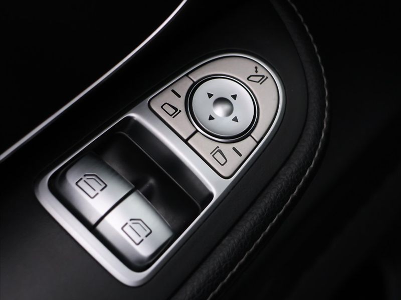 Mercedes-Benz Třídy V 2,0 250d XL 140kW Aut. DPH - fotka 18 z 41