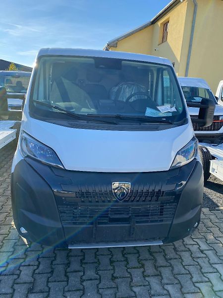Peugeot Boxer Plošina kabina 4350 L4 BlueHDi - fotka 1 z 7