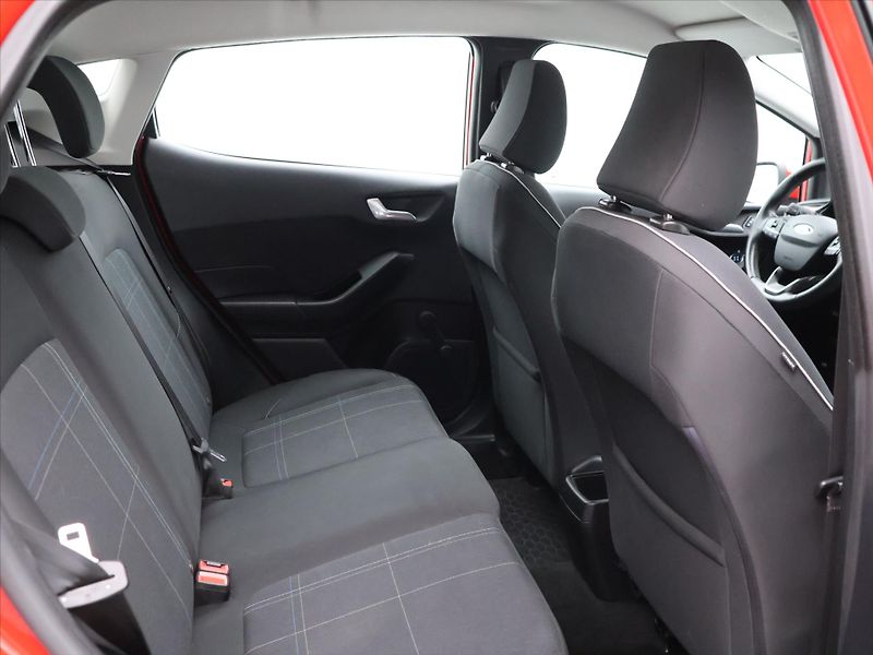 Ford Fiesta 1,1 i 63KW Aut.klima CZ DPH - fotka 13 z 33