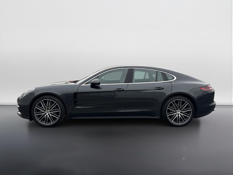 Porsche Panamera 4S - fotka 2 z 30