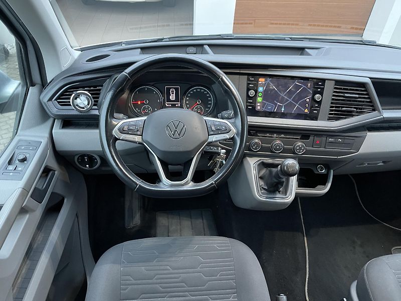 Volkswagen Caravelle 2,0TDi 110kW comfortLINE 5míst - fotka 14 z 32