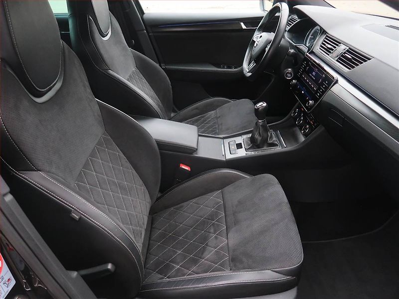 Škoda Superb (2020) Sportline 1.5 TSI - fotka 9 z 28