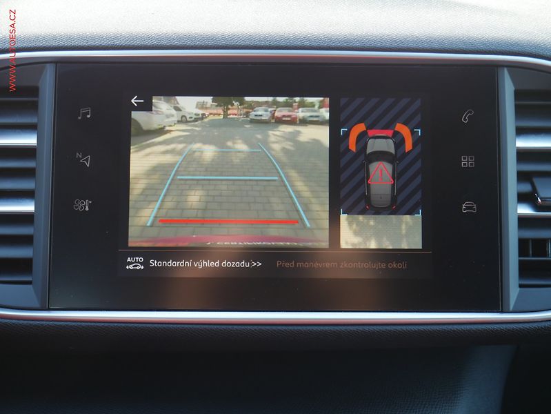 Peugeot 308 (2019) 2.0 HDi, ČR, GT, AT, navi - fotka 15 z 20