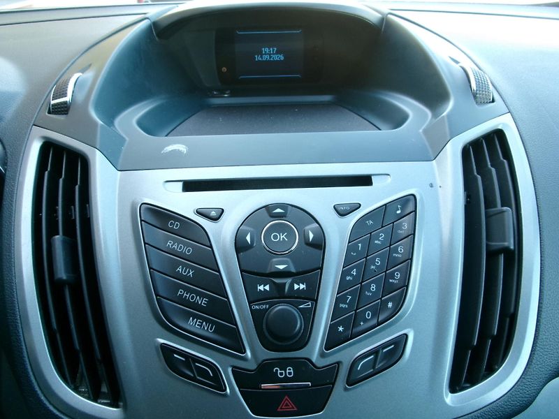 Ford C-MAX (2012) 1,6TDCi AC TEMP ALU BT - fotka 21 z 30